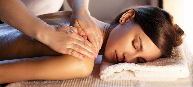 Arabic Massage أماني سبا